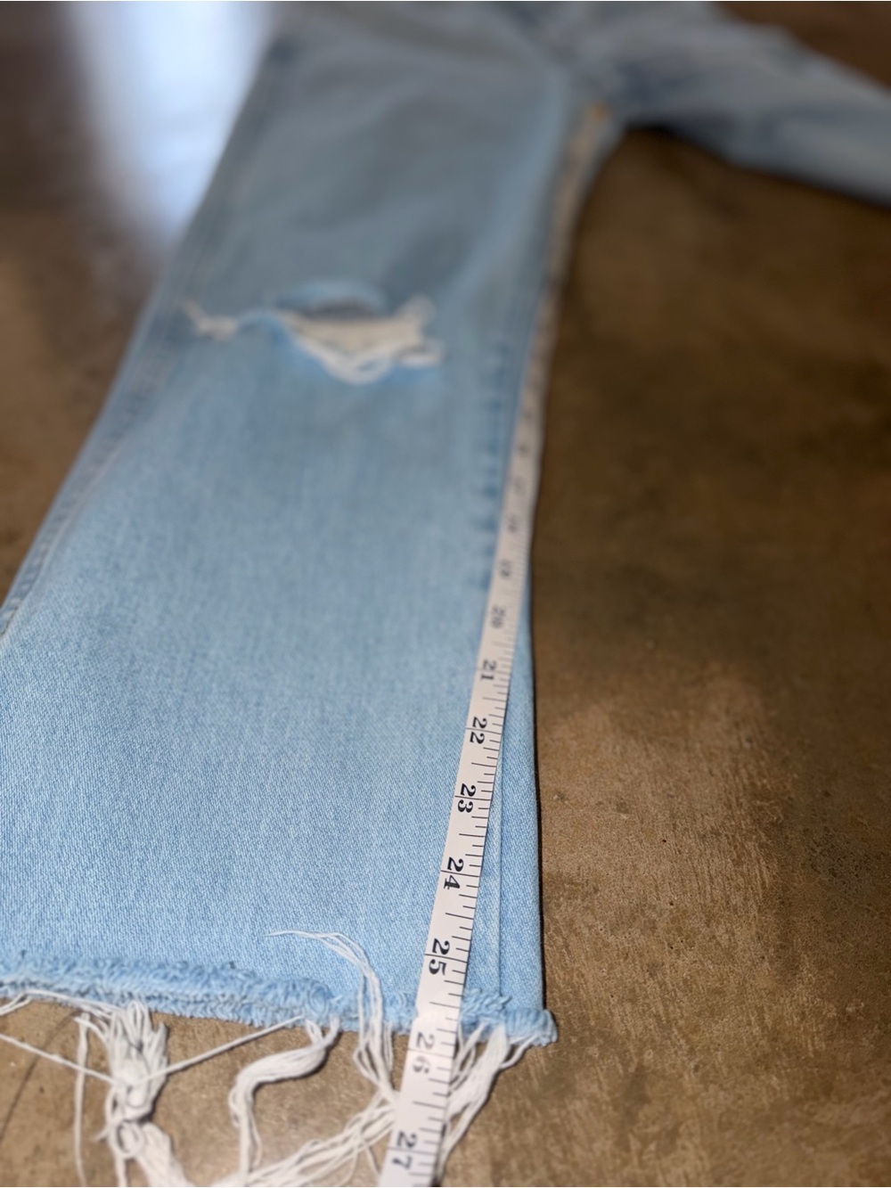 Wrangler Light Wash High Rise Crop Jeans Raw Hem Size 5 - Picture 7 of 10